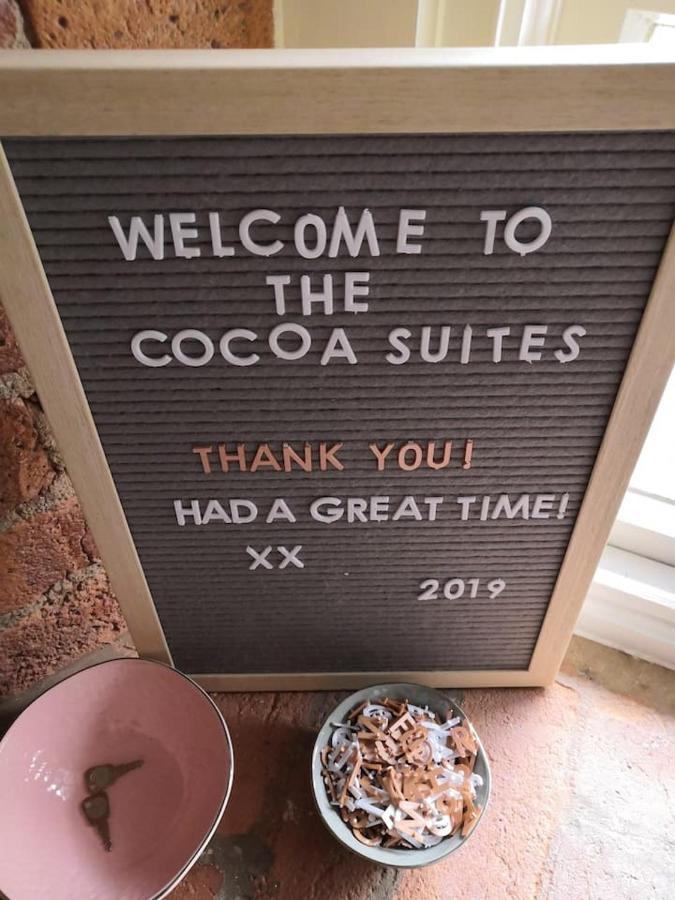 21 The Cocoa Suites York Bagian luar foto