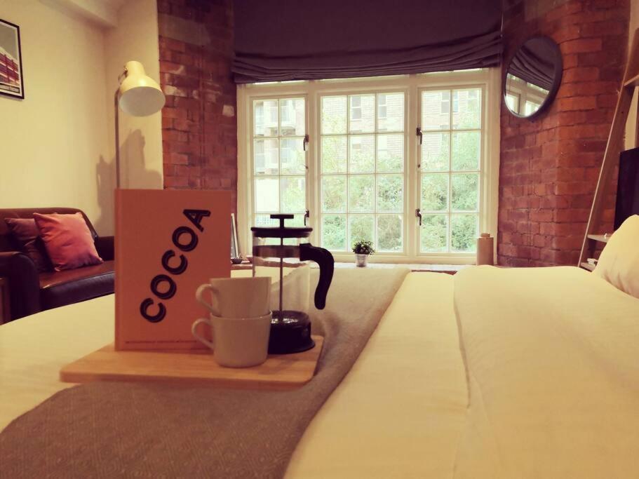 21 The Cocoa Suites York Bagian luar foto